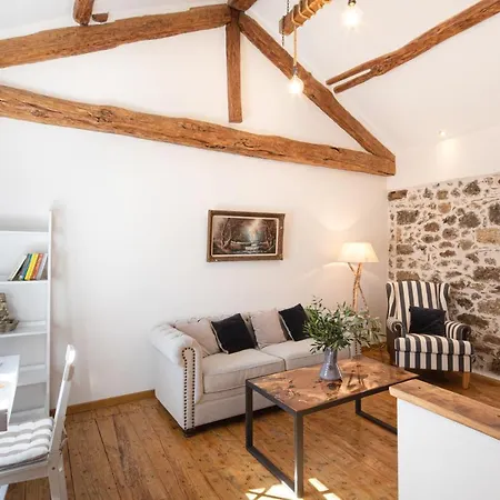 Alia House Ferienhaus